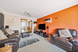 Lounge- click for photo gallery